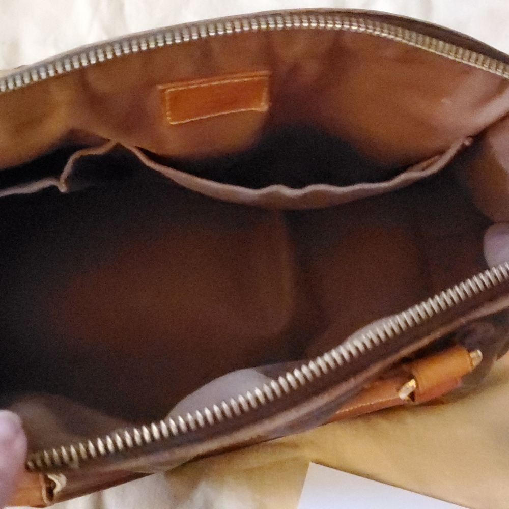 💥💥SOLD💥💥💥💥Louis Vuitton Monogram Trivoli PM - Picture 11 of 16